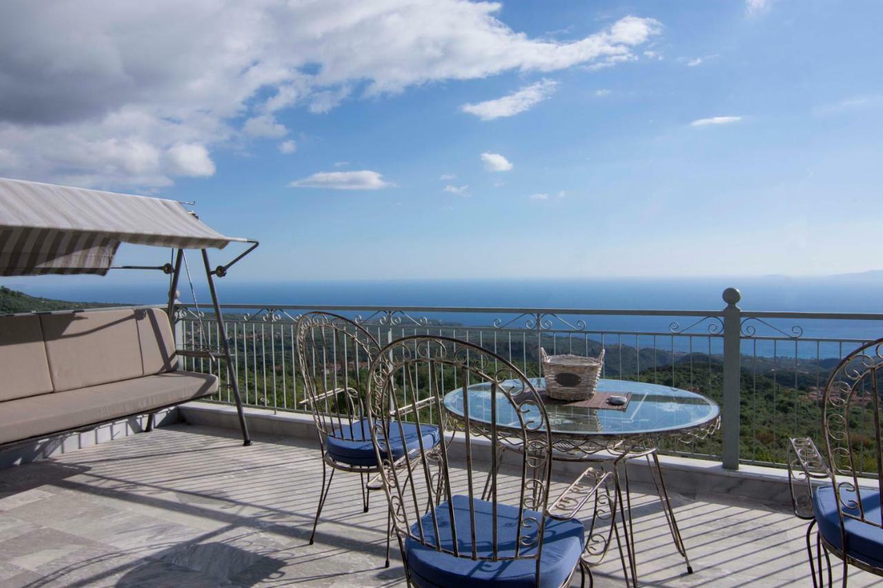 The Balcony Of Mani Villa Tseria Exterior foto