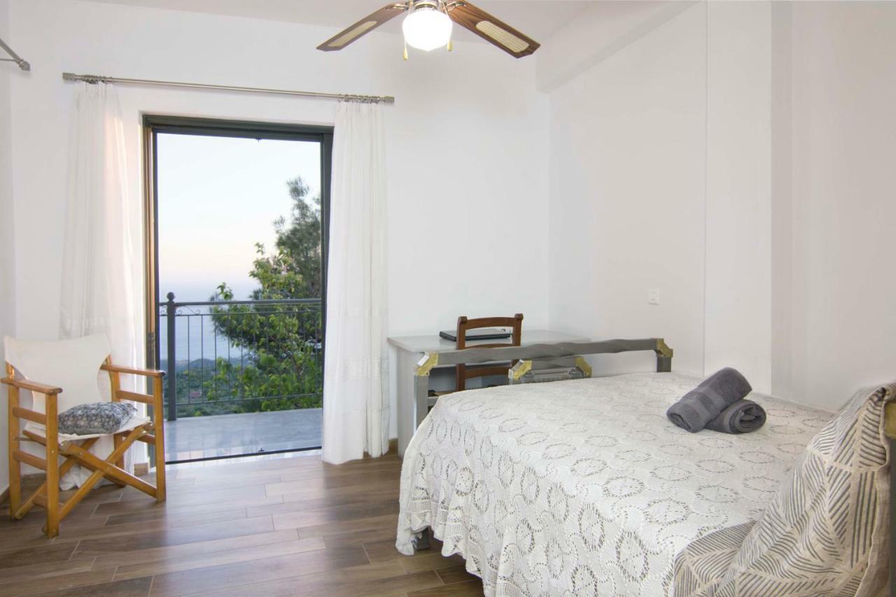 The Balcony Of Mani Villa Tseria Exterior foto