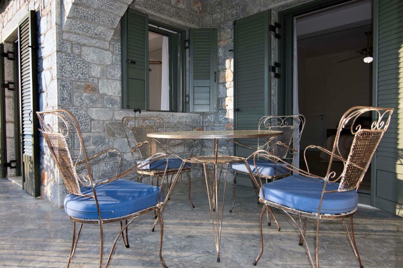 The Balcony Of Mani Villa Tseria Exterior foto