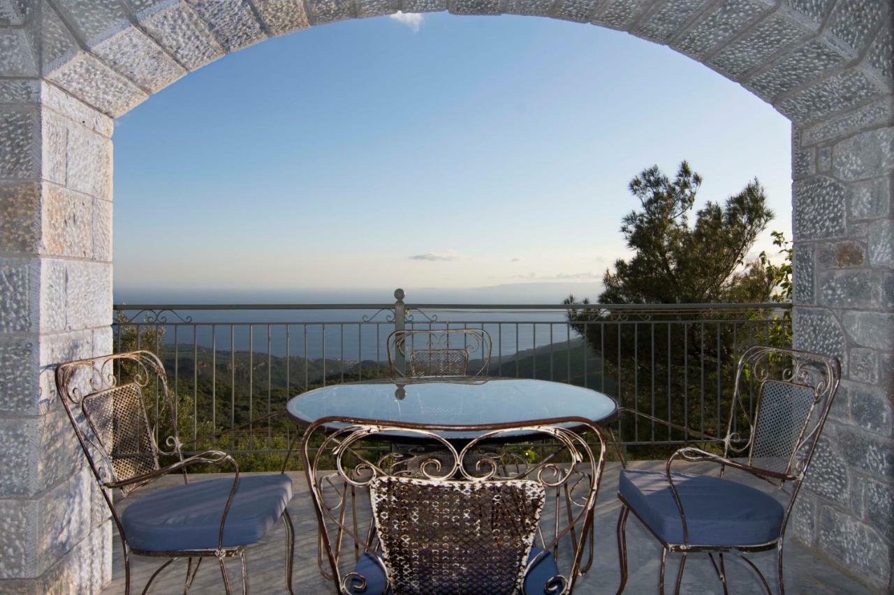 The Balcony Of Mani Villa Tseria Exterior foto