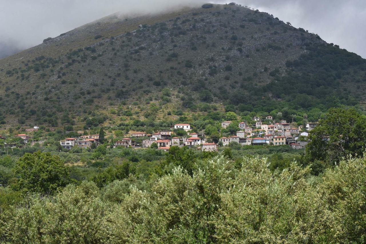 The Balcony Of Mani Villa Tseria Exterior foto